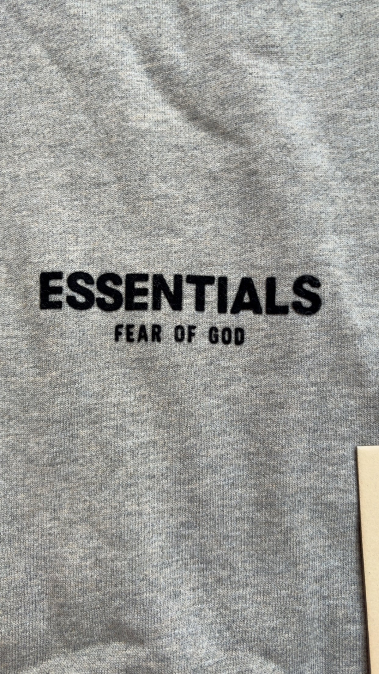 Pull Essentials Authentique